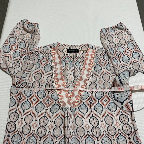 Ivanka Trump 3/4 Sleeve Blouse Popover Stretch Top V Neck Women's Size M - Picture 10 of 12